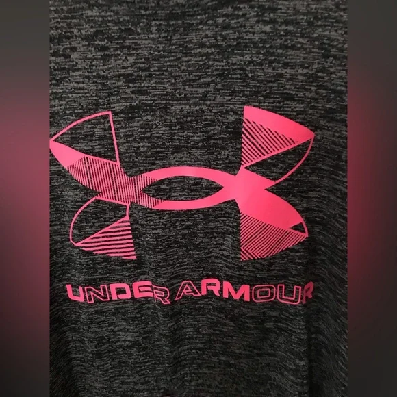 UNDER ARMOUR girls black t-shirt - Picture 3 of 5